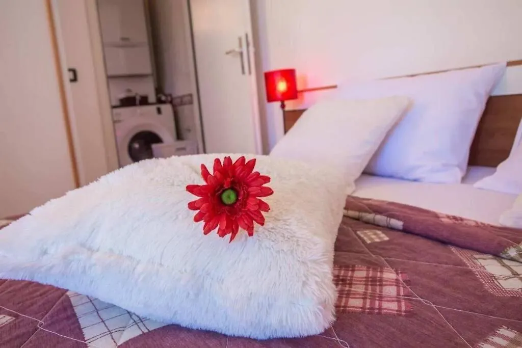 Apartment Green Oasis 2  Umag